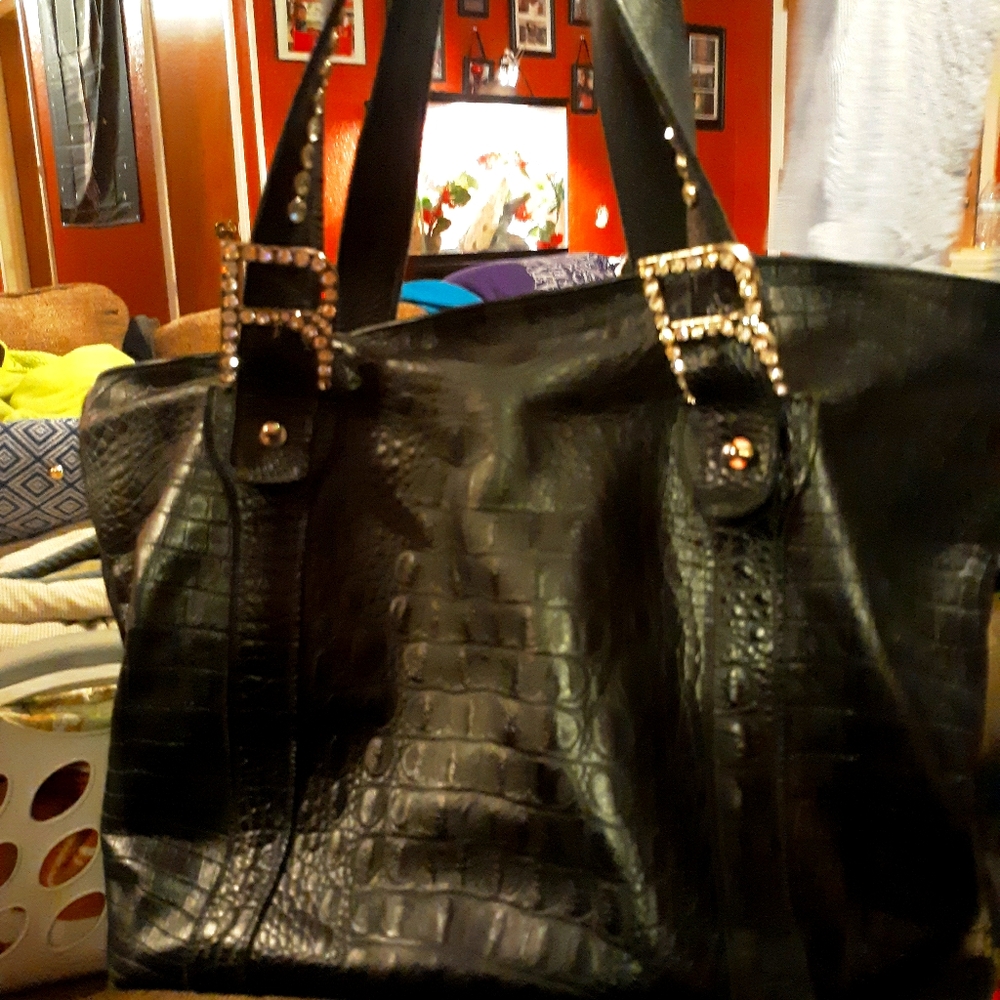 Genuine leather and cow hide hand bag